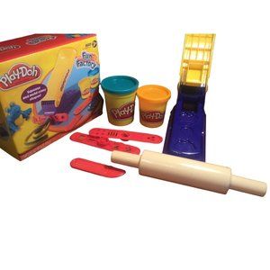 Play-Doh Play Set- FUN FACTORY— squeeze & mold shapes